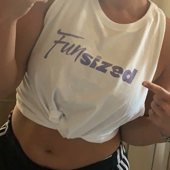 Funsized Racerback crop top - Picture 4 of 4